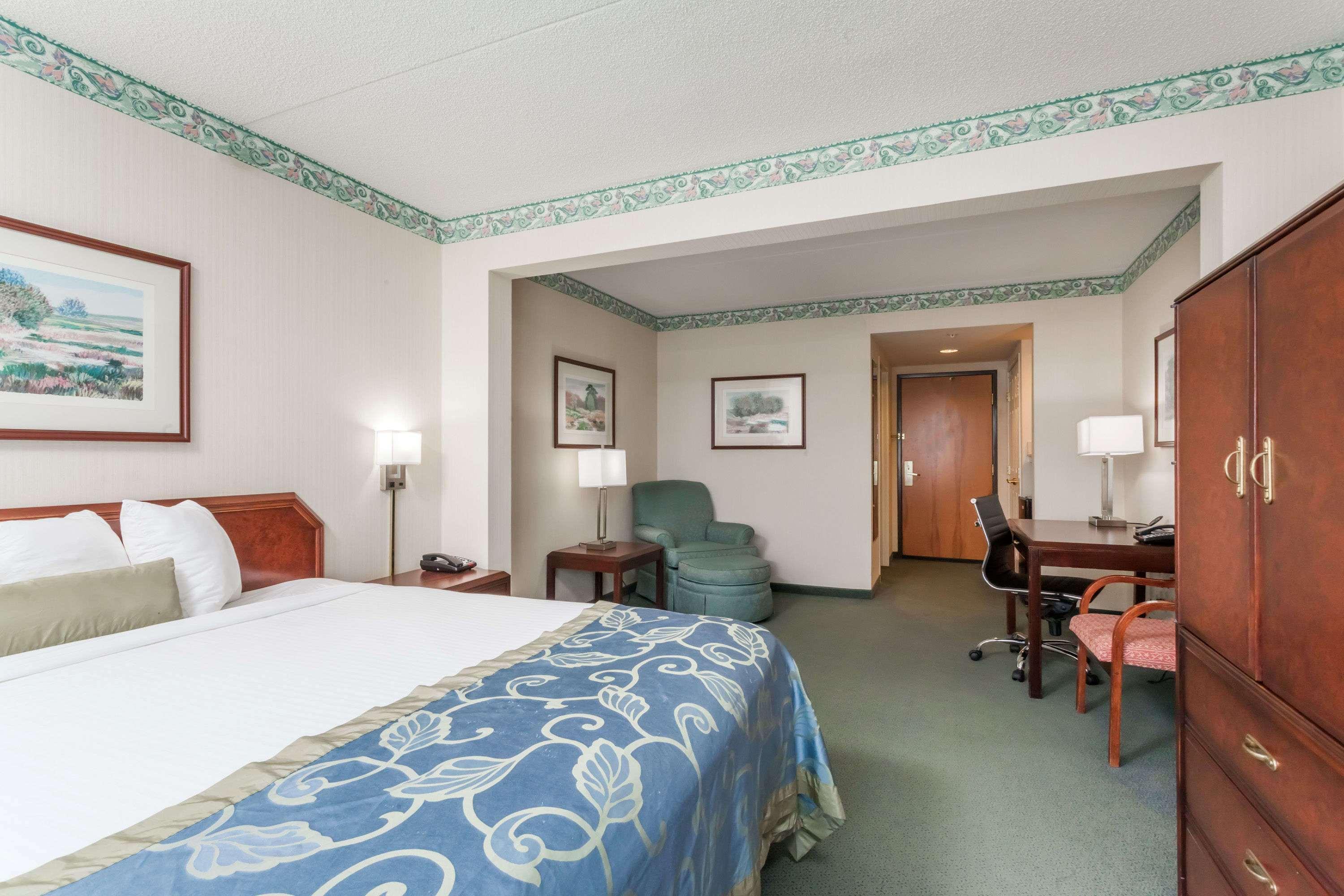 Wingate By Wyndham Vineland Hotel Exterior foto